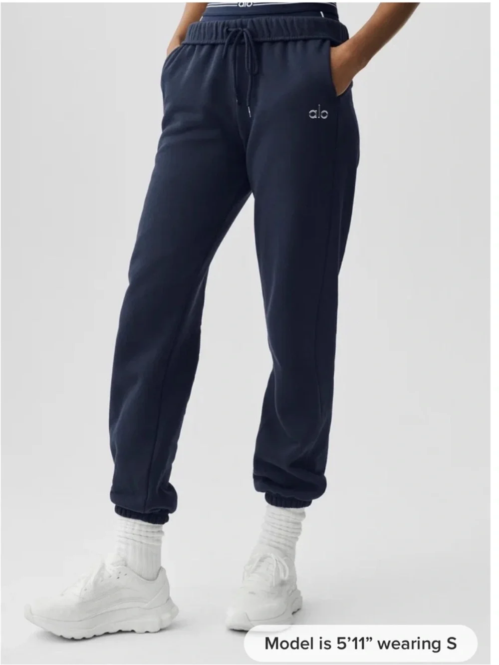 ALO Yoga Navy Blue Jogger Accolade Sweatpants Size Medium